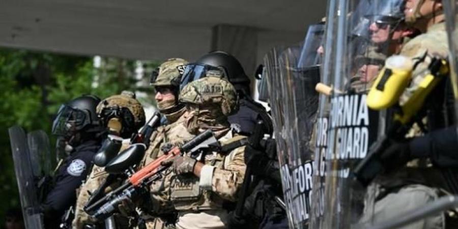 فورين بوليسي: نشر المارينز في لوس أنجلوس يضر بالعلاقة بين الشعب الأمريكي والجيش - تواصل نيوز