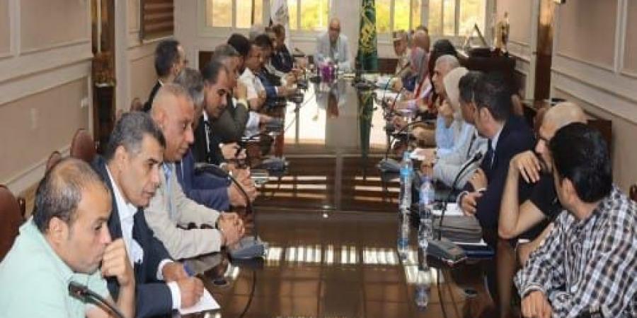 محافظ القليوبية يتابع الاستعدادات النهائية لامتحانات الثانوية الع - تواصل نيوز