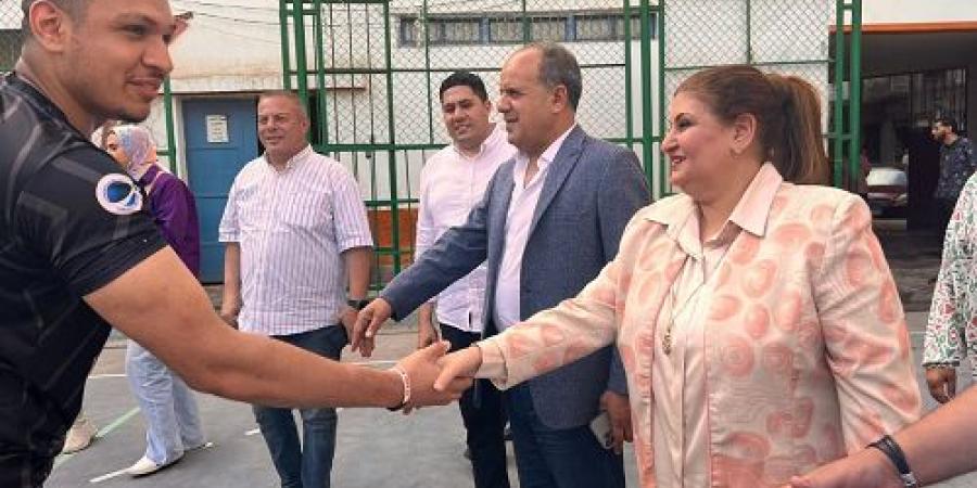 صفاءتؤازرمنتخب الأسكندرية المشارك فى نهائى دوري مراكز الشباب لليد - تواصل نيوز