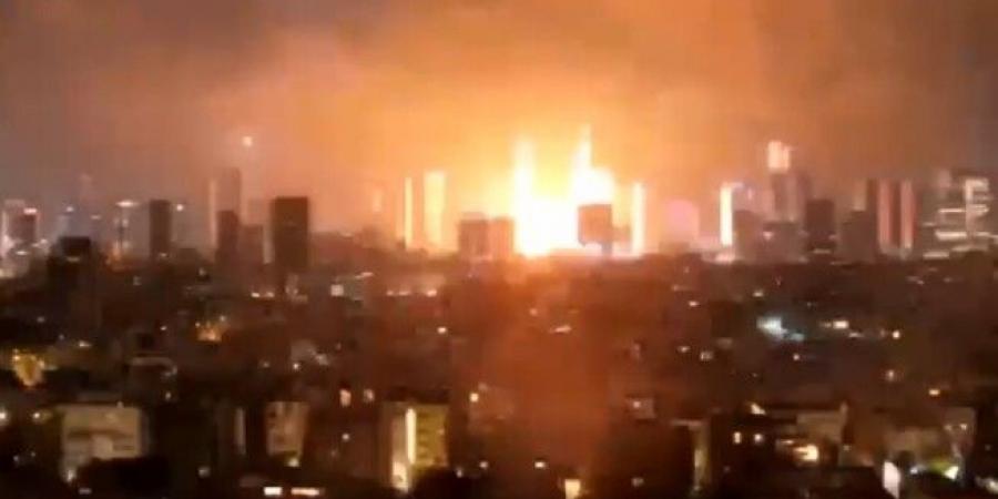 "الجزيرة" عن مواقع إسرائيلية: صاروخ إيراني سقط في موقع استراتيجي وحدث خطير جدا في تل أبيب - تواصل نيوز