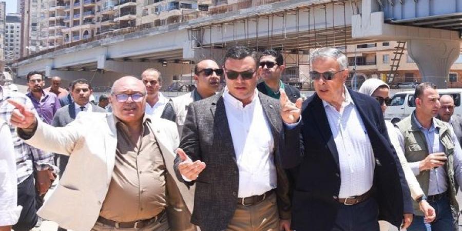عاجل وحصرى - الشربينى وأحمد خالد يتفقدان مشروع توسعة وتطوير كورنيش الإسكندرية - تواصل نيوز