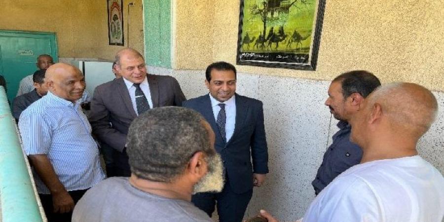 شاهد الان - نائب محافظ قنا يتفقد استراحات المراقبين استعدادًا لامتحانات الثانوية العامة - تواصل نيوز