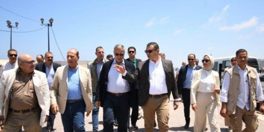 شاهد الان - وزير الإسكان ومحافظ الإسكندرية يتفقدان مشروع توسعة وتطوير الكورنيش - تواصل نيوز