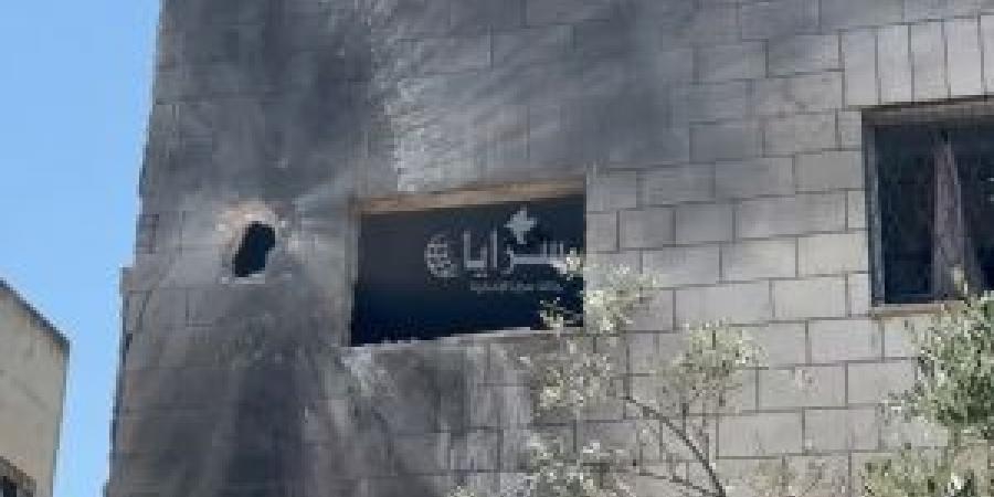 عاجل كاميرا "سرايا" ترصد حجم الأضرار التي خلّفها سقوط جسم مجهول على منزل في إربد - تواصل نيوز