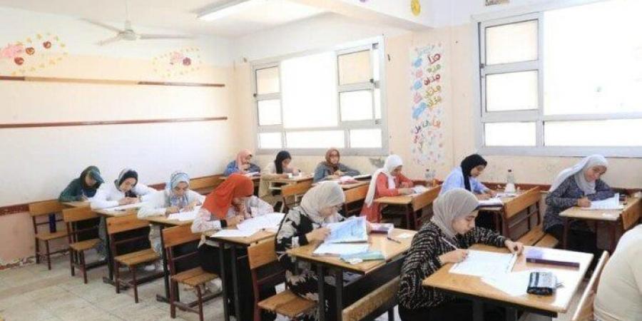 شاهد الان - «التعليم»: خطوط ساخنة لاستقبال شكاوى مخالفات امتحانات الثانوية العامة 2025 - تواصل نيوز
