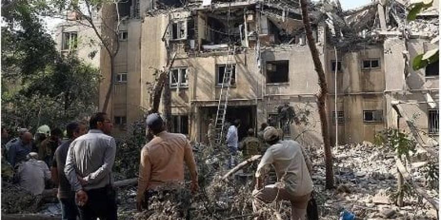 شاهد الان - إعلام إيراني: مقتل 60 مدنيا في الهجوم الإسرائيلي الذي استهدف مجمع جمران السكني في طهران أمس - تواصل نيوز
