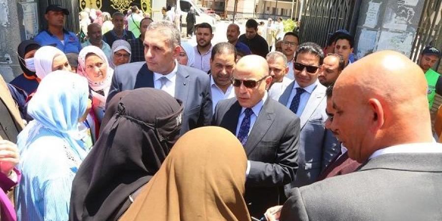 عاجل وحصرى - محافظ كفرالشيخ يُدشن حملة «من بدري أمان» للكشف المبكر عن الأورام - تواصل نيوز