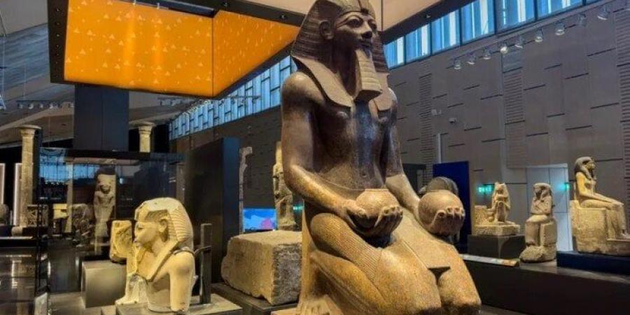 شاهد الان - تفاصيل تأجيل افتتاح المتحف المصري الكبير بسبب التوترات الإقليمية «فيديو» - تواصل نيوز
