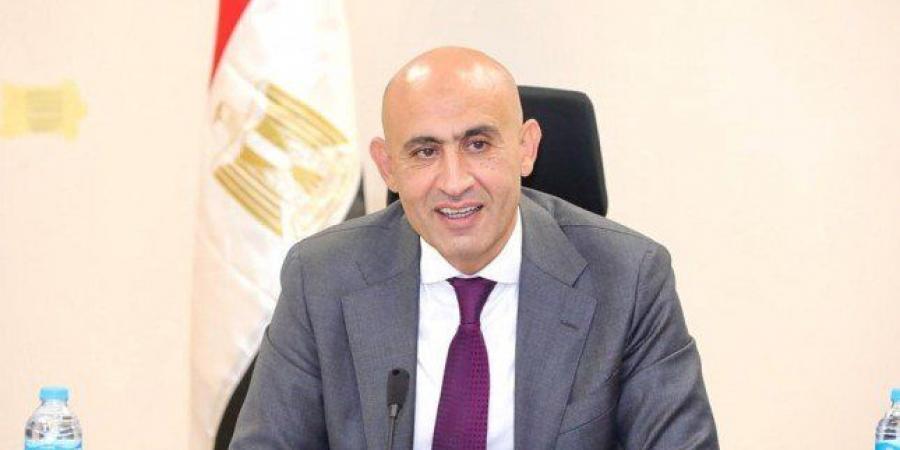 اخبار اليوم - امتحانات الثانوية العامة بمصر.. وزير التعليم يشدد على الحسم والحزم في تفتيش الطلاب وتوفير الهدوء لهم - تواصل نيوز