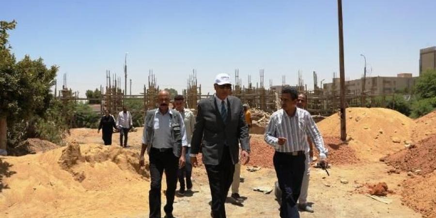 عاجل وحصرى - محافظ أسوان يتفقد تطوير حديقة الأندلس بتكلفة 13 مليون جنيه - تواصل نيوز