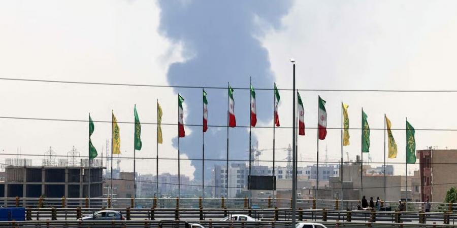 عاجل - «رويترز»: مقتل 14 عالماً نووياً إيرانياً في هجمات إسرائيل على إيران - تواصل نيوز