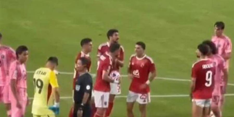 عاجل وحصرى - أنا رقم واحد.. وسام أبو على يعلق على أزمة ركلة الجزاء أمام إنتر ميامي - تواصل نيوز