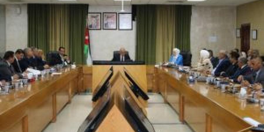 عاجل - "التربية" تعلن عن استعداداتها لامتحان شهادة الدراسة الثانوية - تواصل نيوز