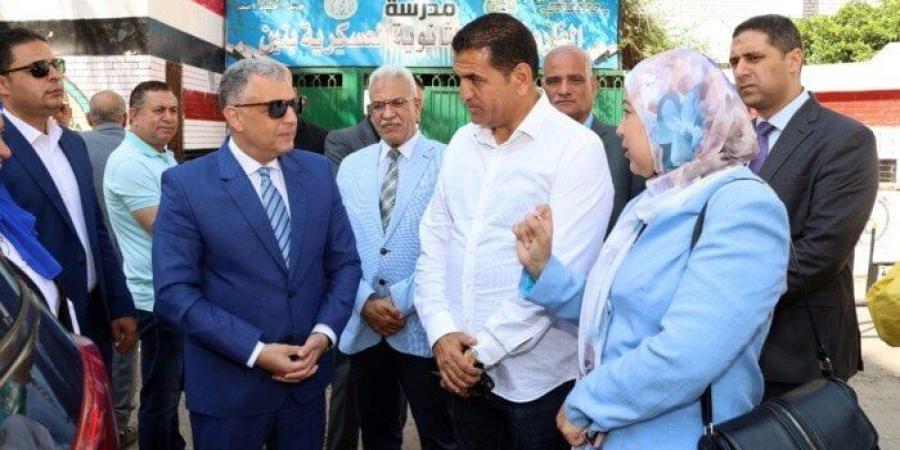 شاهد الان - محافظ الإسماعيلية يدعو المواطنين للمشاركة المجتمعية في تجميل متخللات المناطق السكنية - تواصل نيوز
