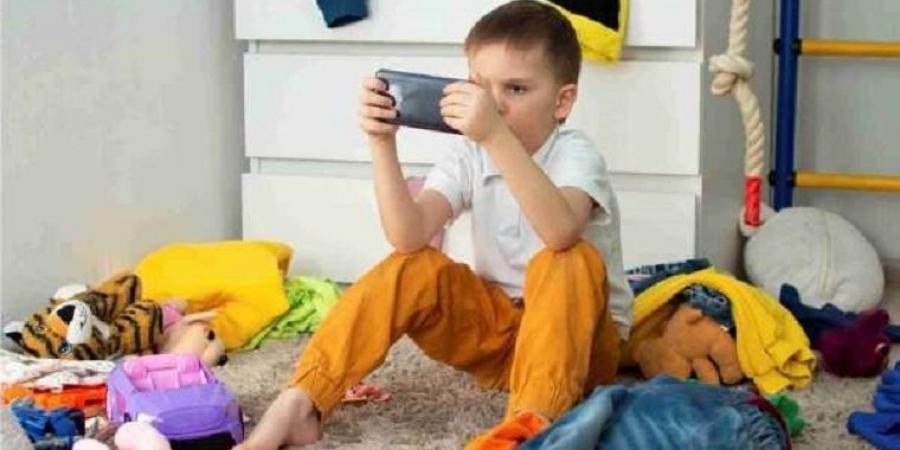 عاجل وحصرى - شاشات الهواتف وأطفالنا .. كيف نرشدهم لا نمنعهم؟ - تواصل نيوز