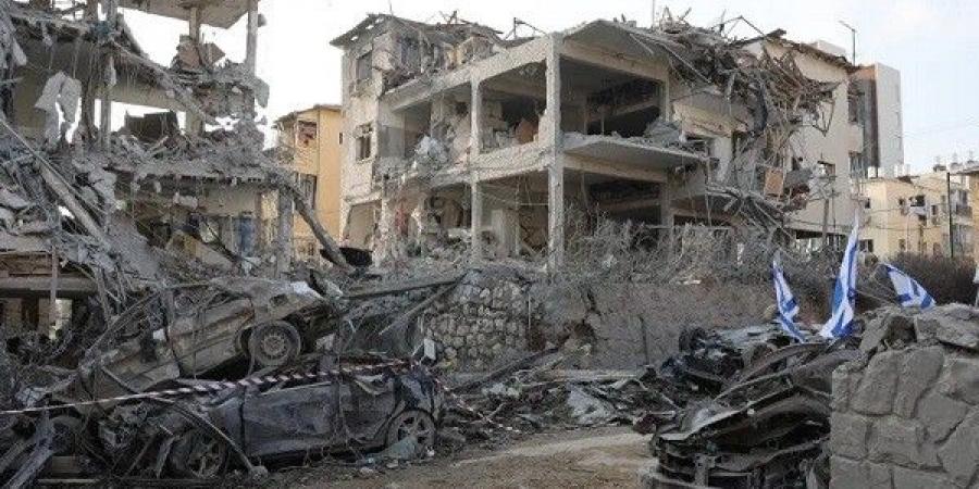 حصري فقط على تواصل نيوز - مقتل 4 اسرائيليين وارتفاع عدد المصابين إلى 103 في تل أبيب الكبرى وعالقون تحت الأنقاض في حيفا - تواصل نيوز