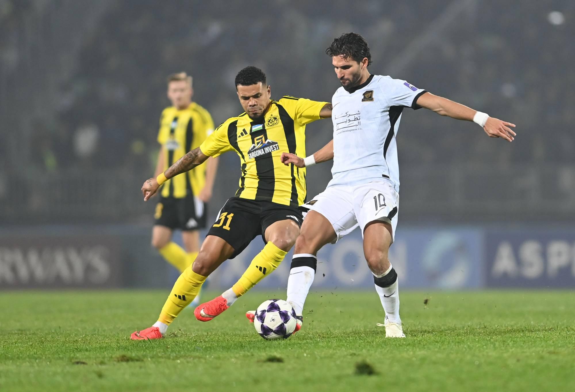 الاتحاد والأهلي يحققان انتصارات حاسمة في دوري أبطال آسيا للنخبة