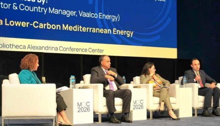 البترول يواصل استكشاف 110 آلاف كيلومتر في الصحراء الغربية بحثًا عن اكتشافات جديدة