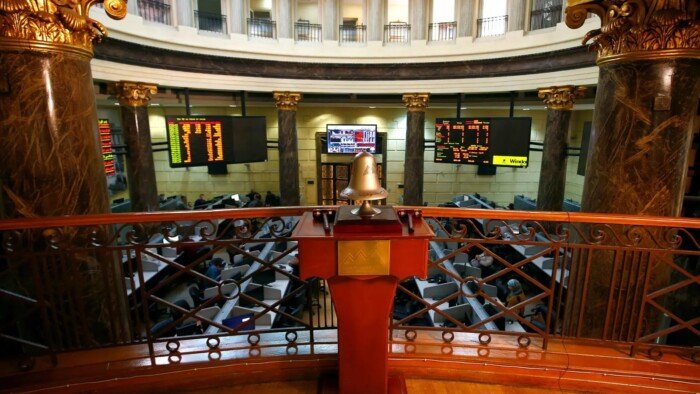 اللون الأخضر يسيطر على أداء البورصة المصرية ويعزز مكاسب السوق نهاية الأسبوع