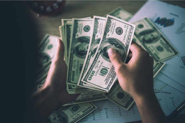 بعد التحرك الأخير سعر الدولار اليوم الأربعاء 28 أكتوبر 2026 يتصدر الأسواق ويتحكم في اتجاهات الاقتصاد