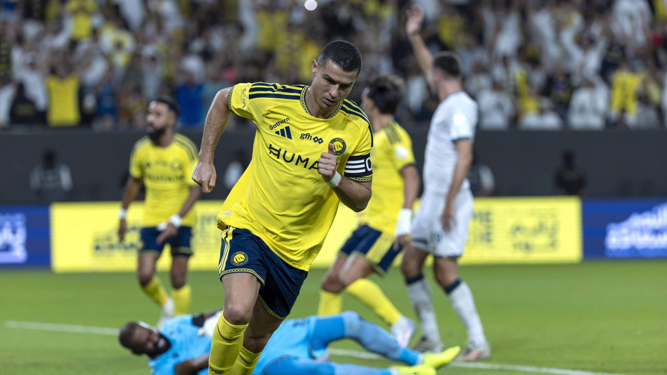 تأجيل مباراة الوصل يثير الجدل والاتحاد السعودي مطالب بالتدخل.. الفيفا يحسم الجدل حول هدف رونالدو <!>