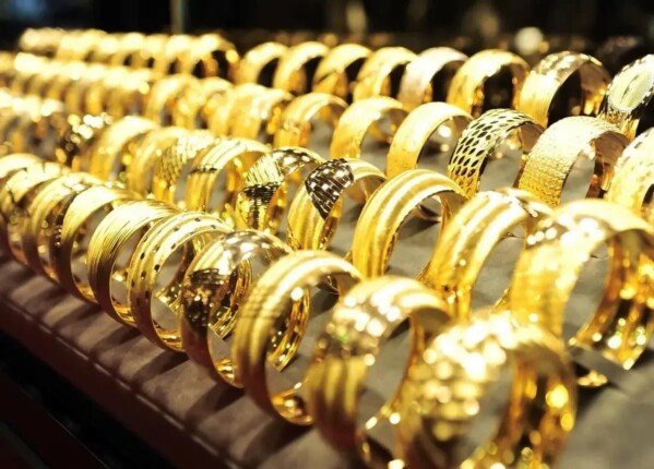 تراجع 10 جنيهات في سعر الذهب عيار 21 اليوم الأحد 25 أكتوبر 2026 تحديث شامل لحركة السوق
