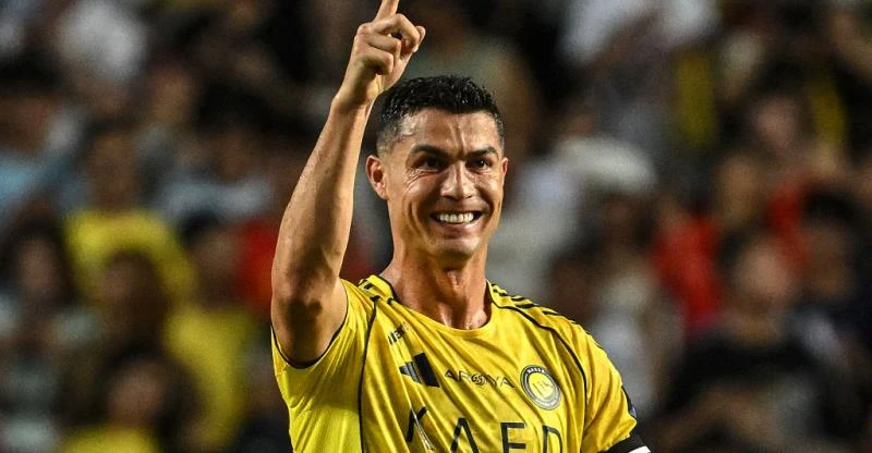 رونالدو يقترب من تحقيق حلم طال انتظاره ويشعل حماس الجماهير