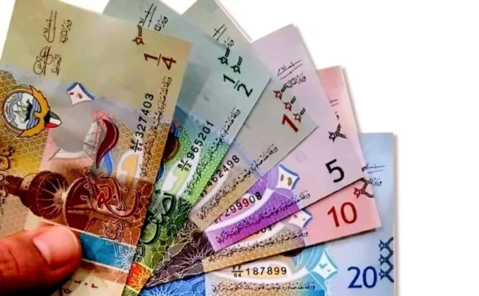 سعر الدينار الكويتي اليوم في البنوك يشهد ارتفاع جديد بختام تعاملات الاثنين 26 أكتوبر