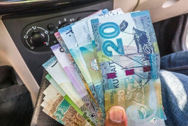 سعر الدينار الكويتي مقابل الجنيه خلال تعاملات اليوم الأربعاء 28 أكتوبر 2026 في الأسواق المالية الخليجية