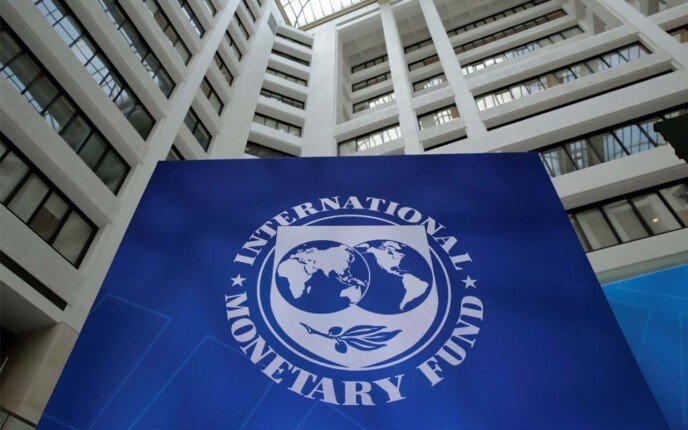 صندوق النقد الدولي يتوقع أنكماش اقتصاد الشرق الأوسط في 2026 بنسبة 1.3%