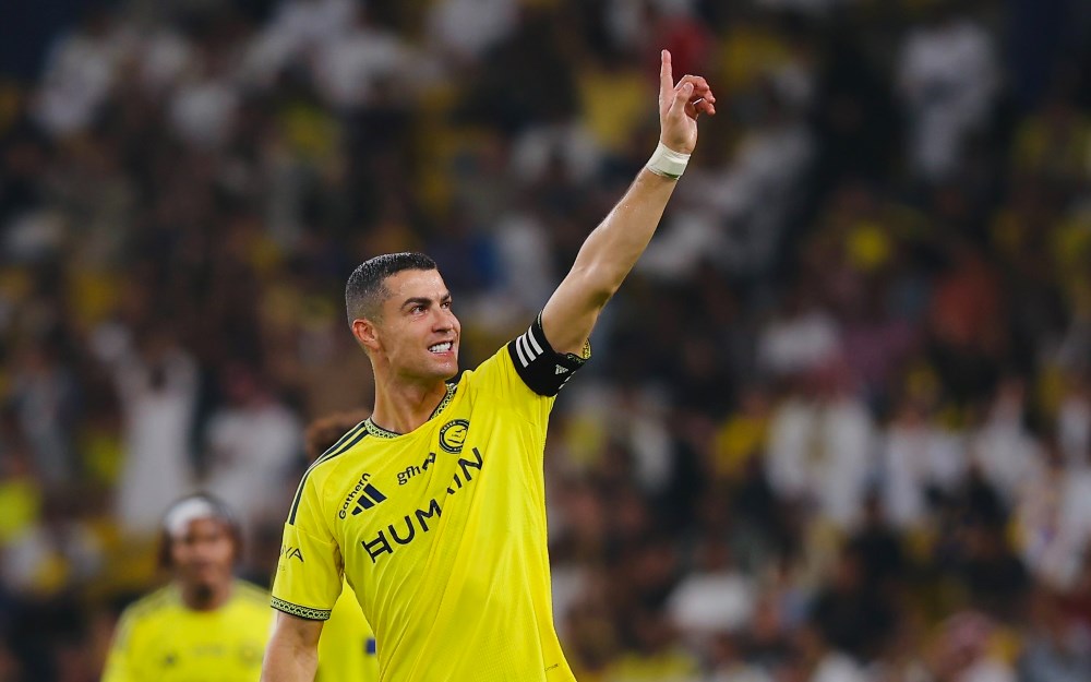 كريستيانو رونالدو يسجل هاتريك مثير ويقترب من هدفه الأسطوري رقم 1000