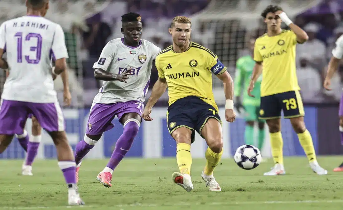 ماجد ورونالدو يسيطران على واجهة الأول بارك.. سر تيفو جمهور النصر الذي أثار الجدل