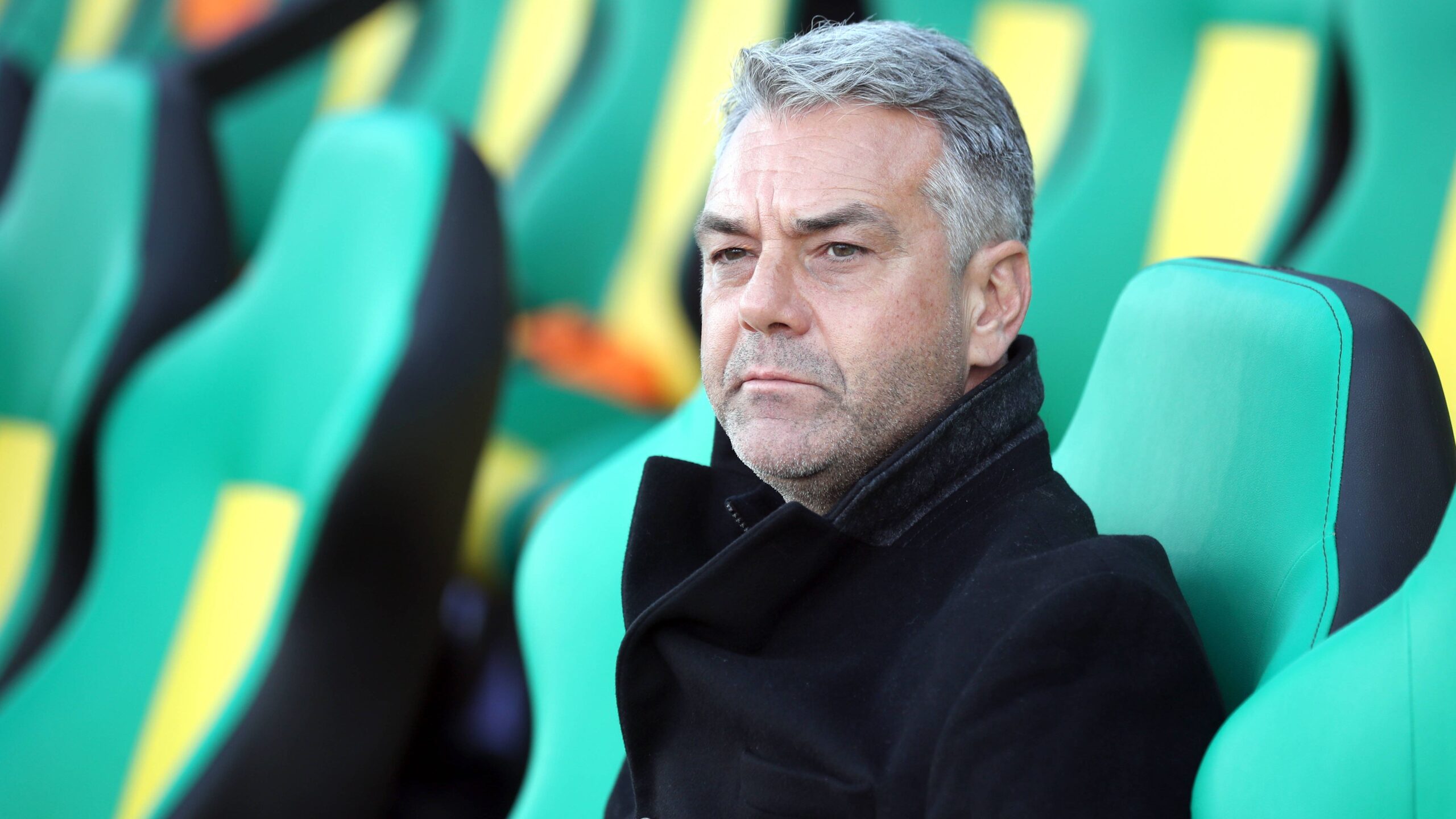 مدرب الاتحاد السابق ينافس بن ذكري لخلافة بوسيتش في منصب المدرب