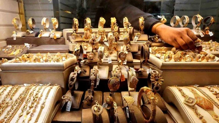 هبوط جديد في سعر الذهب وعيار 21 يفقد 125 جنيهًا ومؤشرات تؤثر على سوق الذهب في مصر