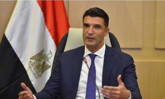 وزير الصناعة يكشف عن تيسيرات للأراضي بمقدمة 5 وتقسيط على 4 سنوات خلال منتدى مصر 2026
